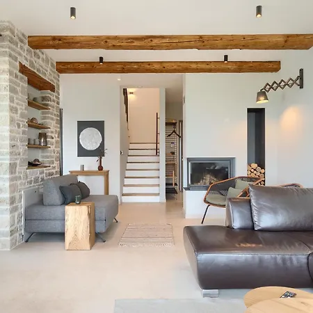 Villa Beautiful Regina With View In Visnjan Markovac